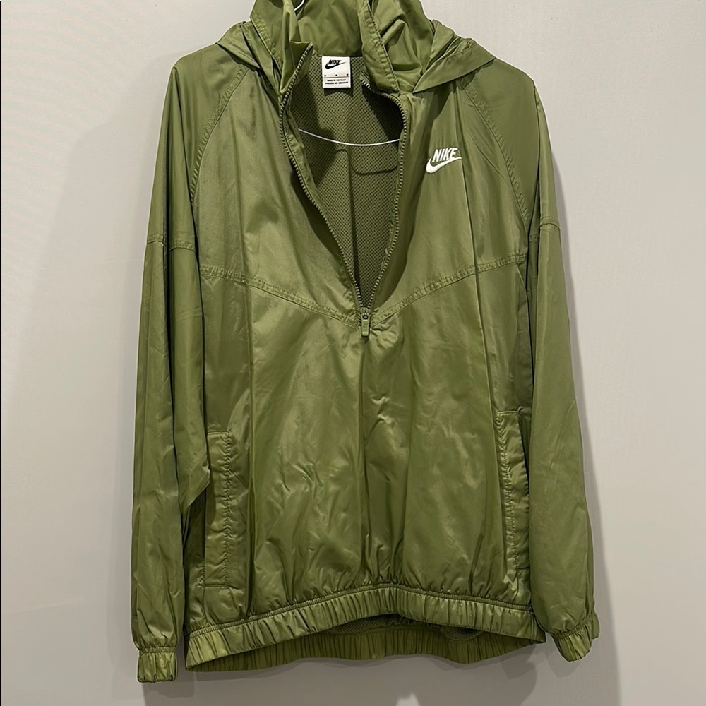 Nike Men’s  Green Windbreaker Jacket
